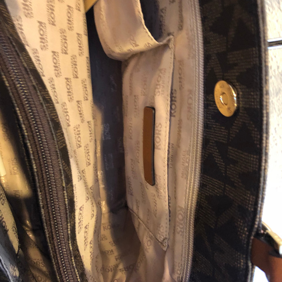 Michael Kors Harper Large Tote Signature Logo - Picture 5 of 7